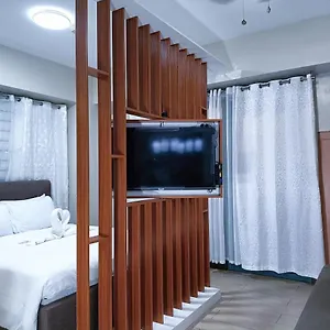 Affordable Two Palmtree Near Naia3 Newport Boulevard Aparthotel